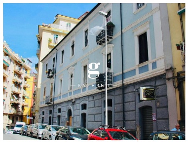 Foto Negozio in Francesco Crispi, Salerno Carmine di 18 m² in vendita