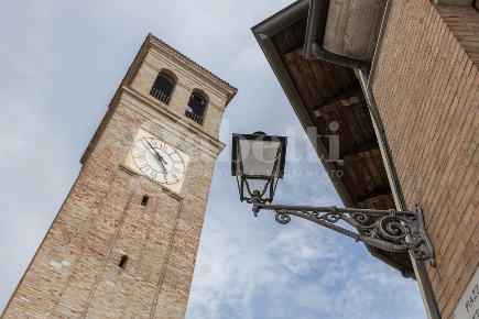Foto Negozio in Piazza Vittorio Emanuele II 10, Zoppola Centro di 50 m²