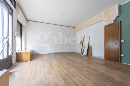 Foto Negozio in Piazza Vittorio Emanuele II 10, Zoppola Centro di 50 m²