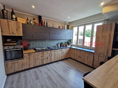 Foto Appartamento in Via Roma 4/A, Cerea Centro di 115 m² con 4 locali