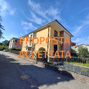 Foto Appartamento in Via Palestro 36, Inveruno Centro di 83 m² con 3 locali