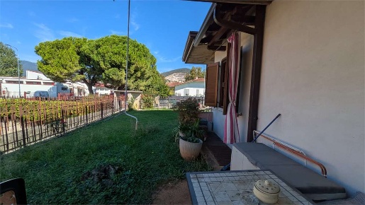 Foto Appartamento a Rezzato di 133 m² con 4 locali in vendita