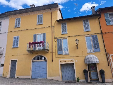 Foto Appartamento a Gozzano di 125 m² con 3 locali in vendita