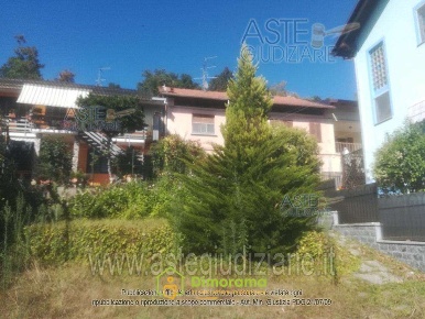 Foto Appartamento in Via Cascina Galetti n. 3, Prato Sesia Centro di 230 m²