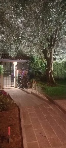 Foto Appartamento a Brenna di 280 m² con 6 locali in vendita