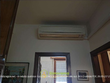 Foto Appartamento in Via Carnia 33, Milano Udine di 99 m² con 4 locali