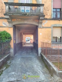 Foto Appartamento in Via Sanzio 1, Venegono Superiore di 66 m² con 3 locali