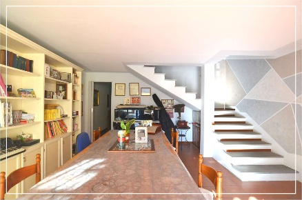 Foto Villa a schiera in VIA GUSCI, Buggiano Borgo A Buggiano di 200 m²