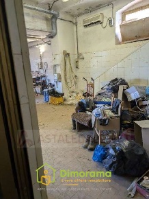 Foto Magazzino in Via, Lastra a Signa Centro di 430 m² con 7 locali