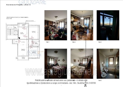 Foto Mansarde in Via Castellano dè Castellani, Prato di 89 m² con 5 locali