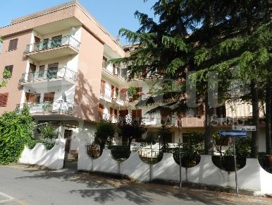 Foto Appartamento in Via del Mulino 4, Scalea Cotura di 101 m² con 5 locali