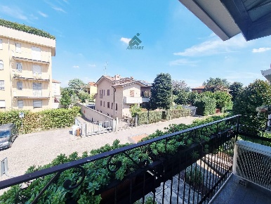 Foto Appartamento in VIA Boccaccio 4, Bollate Centro di 80 m² con 3 locali