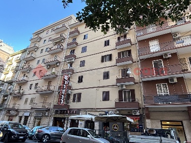 Foto Appartamento in Via Cesare Battisti 83, Taranto Tre Carrare di 78 m²