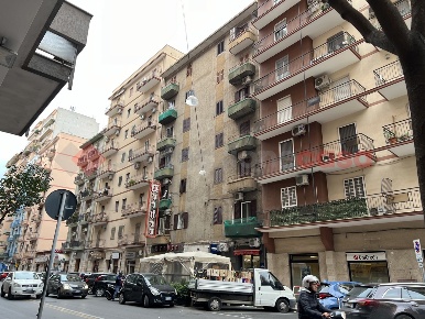 Foto Appartamento in Via Cesare Battisti 83, Taranto Tre Carrare di 78 m²
