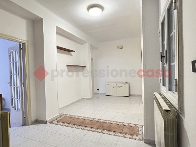 Foto Appartamento in Via Cesare Battisti 83, Taranto Tre Carrare di 78 m²