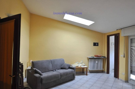 Foto Attico in Bersezio, Cuneo Centro di 63 m² con 2 locali in affitto