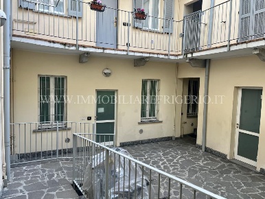 Foto Ufficio a Olginate di 70 m² con 3 locali in affitto