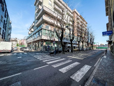 Foto Appartamento in Corso Guglielmo Marconi, Seveso Centro di 110 m²