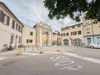 Foto Case semi ndipendenti a Ravenna Centro Storico di 100 m² con 4 locali