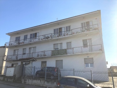 Foto Appartamento in Via Montegrappa Chieti, Chieti Chieti Scalo di 125 m²
