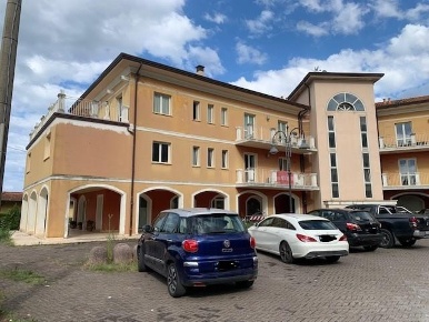 Foto Ufficio a Montignoso Debbia, Cervaiolo di 113 m² con 2 locali