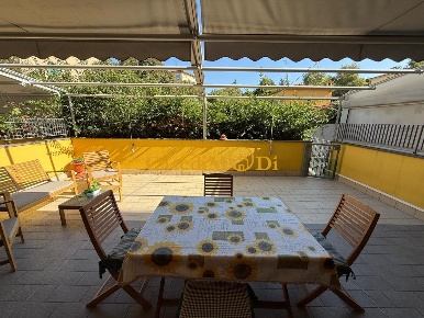 Foto Appartamento a Livorno Shangai di 78 m² con 3 locali in vendita