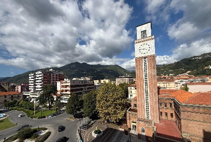 Foto Appartamento a Massa Centro di 70 m² con 2 locali in vendita