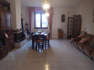 Foto Casa indipendente a Cascina Navacchio Sud di 120 m² con 5 locali