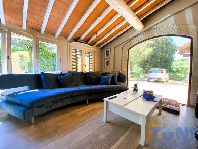 Foto Casale a Vinci Sant'ansano di 140 m² con 6 locali in vendita