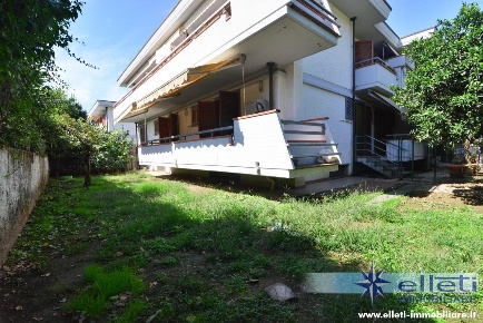 Foto Appartamento a Massa Rinchiostra - Quercioli di 140 m² con 5 locali