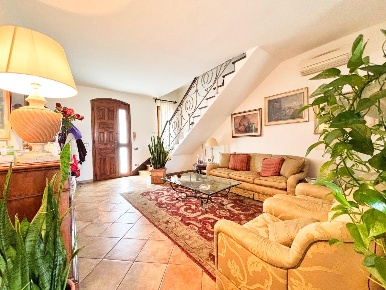 Foto Casa indipendente a Empoli Ponzano di 85 m² con 4 locali in vendita