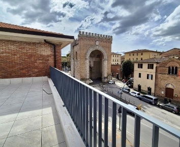 Foto Appartamento a Siena Fuori Porta Camollia di 85 m² con 3 locali