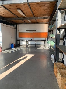 Foto Capannone industriale a Livorno Shangai di 132 m² con 2 locali