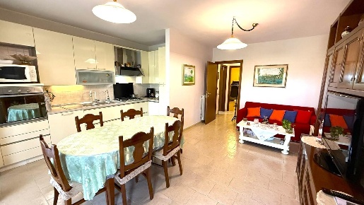 Foto Appartamento a Calcinaia Semicentro di 77 m² con 4 locali in vendita