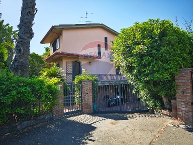 Foto Appartamento in VIA TAORMINA, San Gregorio di Catania Carrubazza Motta