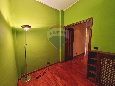 Foto Appartamento in Via Tommaso Da Celano, Roma Appio Latino di 113 m²