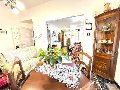 Foto Appartamento in Viale Pontelungo, Albenga Centro di 76 m² con 4 locali