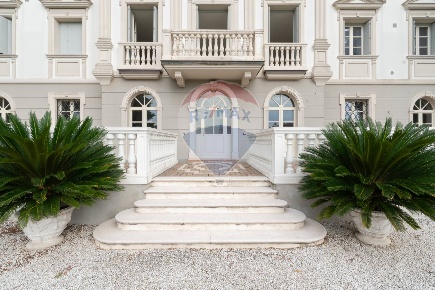 Foto Appartamento in Via Mazzini, Mairano Pievedizio di 210 m² con 4 locali