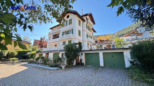 Foto Appartamento in Frazione Tissoret, Sarre di 66 m² con 3 locali