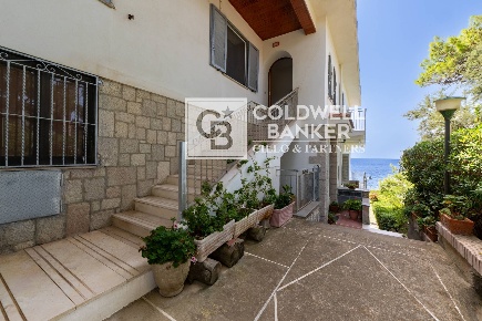 Foto Appartamento in VIA Torre Caleo, Pollica di 120 m² con 4 locali