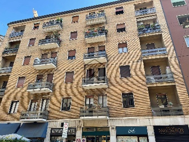 Foto Appartamento in Viale Coni Zugna, Milano Solari di 70 m² con 2 locali