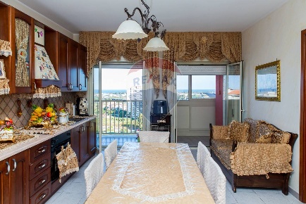 Foto Appartamento in Viale Librino, Catania Librino - Zia Lisa di 94 m²