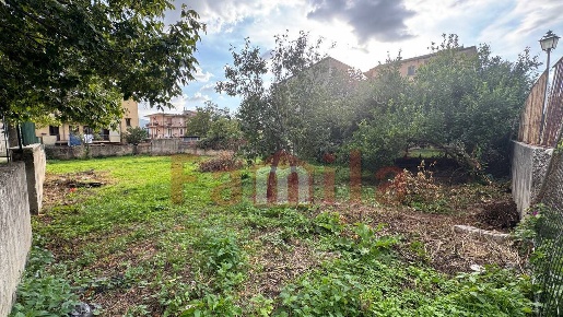 Foto Terreno residenziale a Quadrelle di 728 m² in vendita