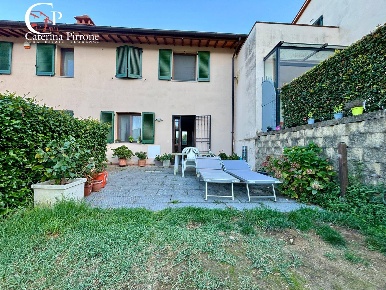 Foto Casa indipendente in via di Valle, Fiesole di 110 m² con 5 locali