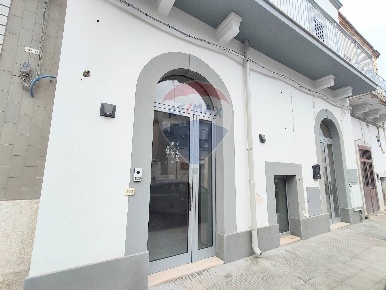 Foto Locale commerciale in Via Carlo Alberto, Bitritto di 60 m² in affitto