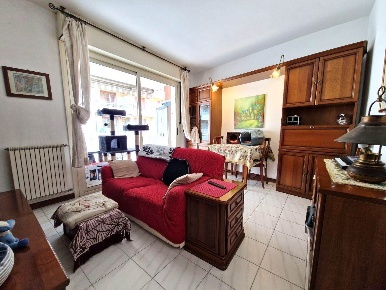Foto Attico a Vallecrosia Centro di 90 m² con 4 locali in vendita