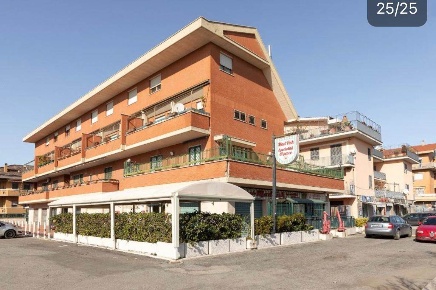Foto Appartamento in VIA DEL FONTANILE ANAGNINO, Roma Morena di 101 m²