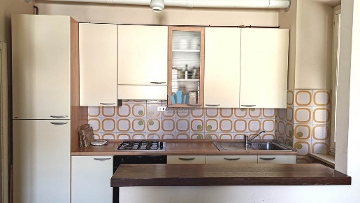 Foto Case semi ndipendenti a Fermo Centro di 289 m² con 15 locali