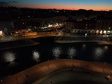 Foto Appartamento in via Gabriele d'Annunzio, Milano Corso Genova di 100 m²