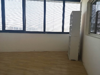 Foto Attività commerciale a Scandicci Via Pisana di 150 m² con 1 locali